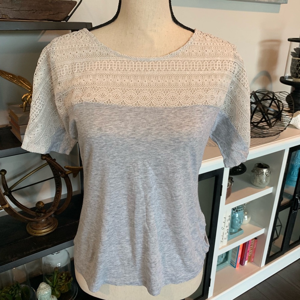 J Crew top perfect for summer size XS 🌞